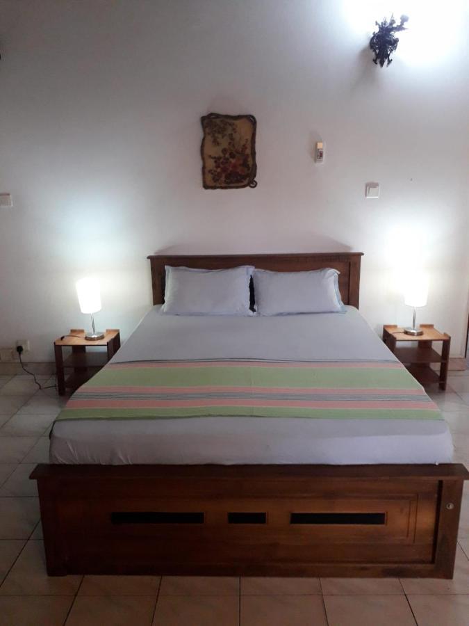 Ceylon Travel And Stay Lodge Battaramulla Exteriér fotografie