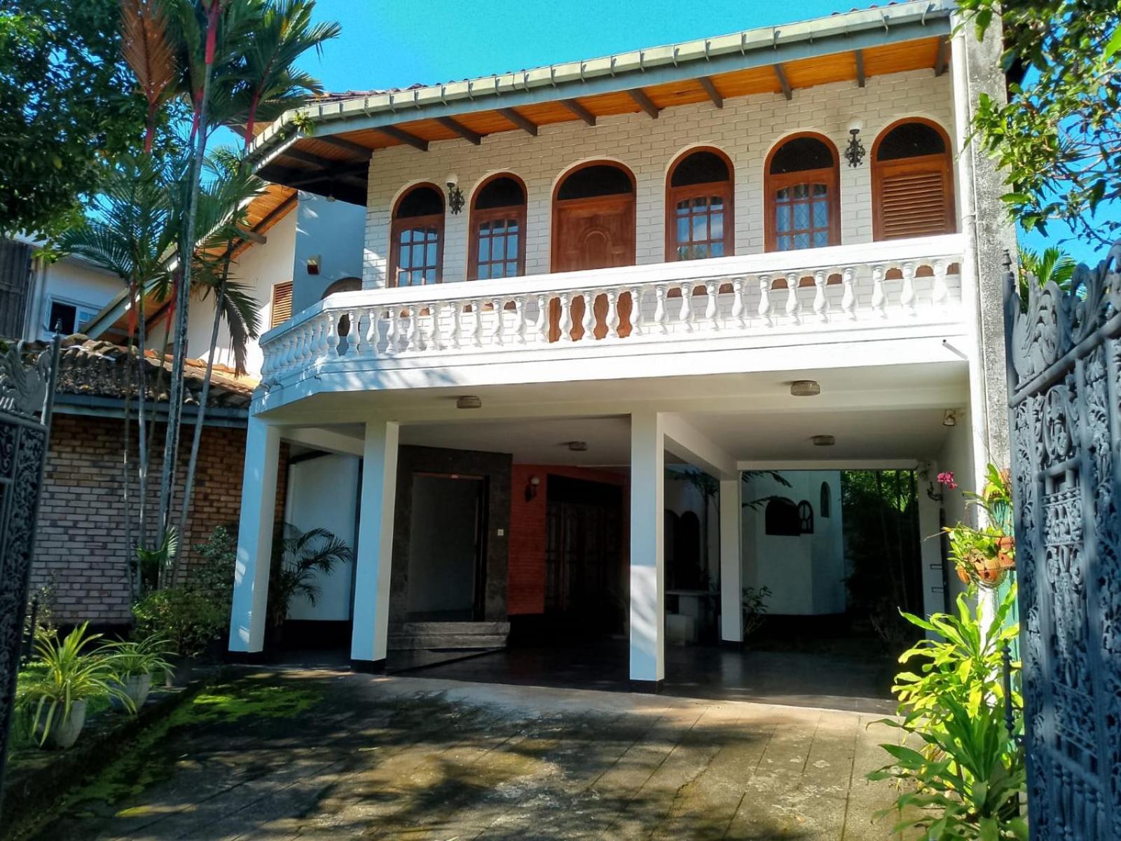Ceylon Travel And Stay Lodge Battaramulla Exteriér fotografie